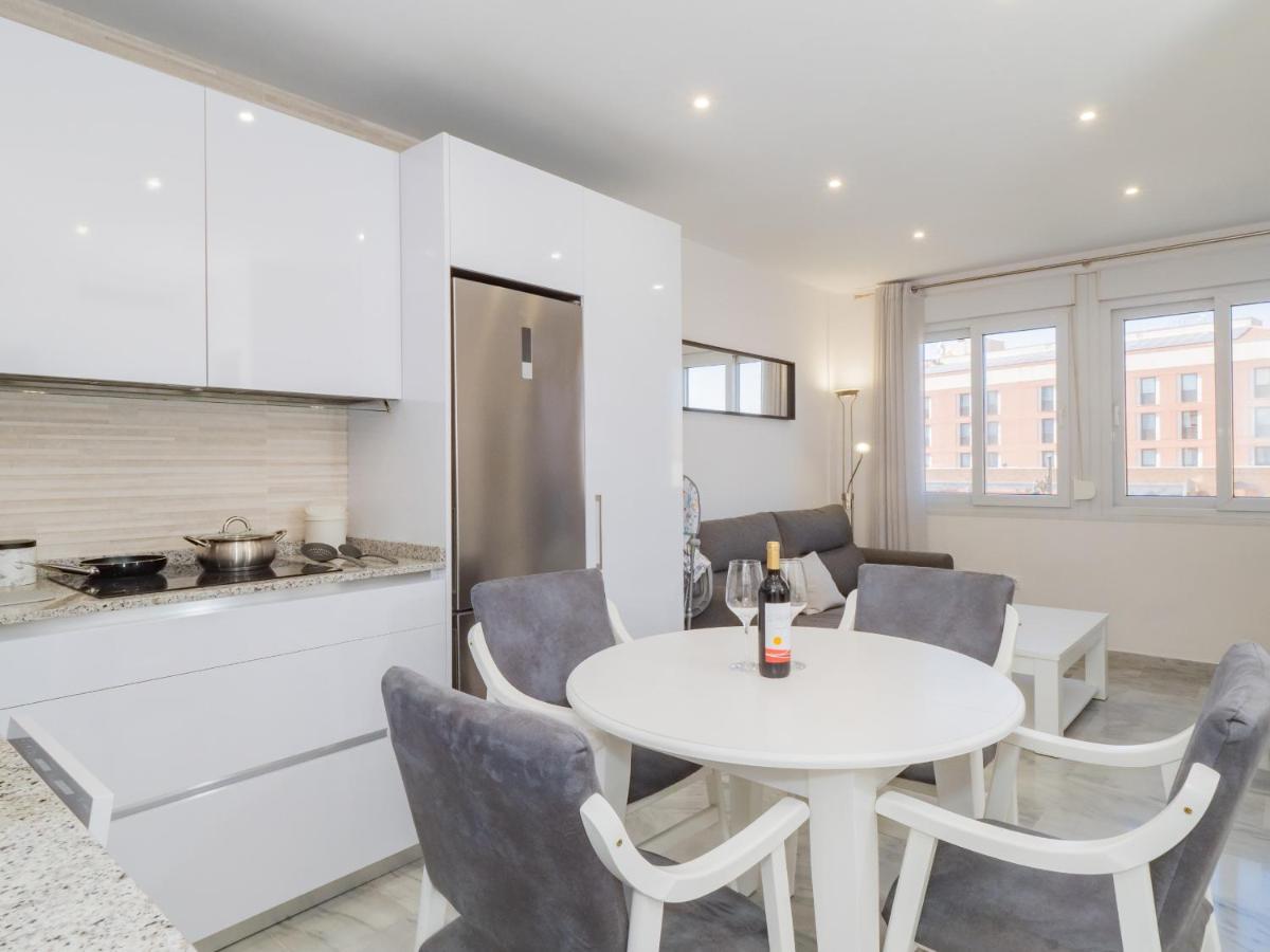 Cubo'S Apartamento Atocha With Optional Parking Μάλαγα Εξωτερικό φωτογραφία